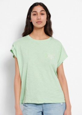 T-shirt με τύπωμα στην πλάτη