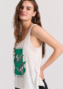 Αμάνικο t-shirt με blossom τύπωμα και raw cuts