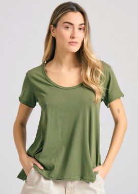 Γυναικείο t-shirt με στρογγυλή λαιμόκοψη - The essentials