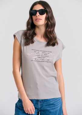 Γυναικείο t-shirt με τύπωμα text artwork και ανοιχτή πλάτη