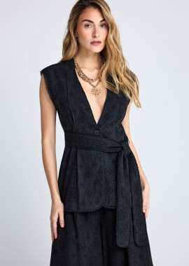 Γιλέκο με διάτρητο κεντημένο μοτίβο