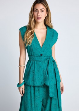 Γιλέκο με διάτρητο κεντημένο μοτίβο