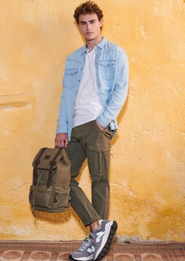 Garment dyed cargo παντελόνι σε ζακάρ ύφασμα