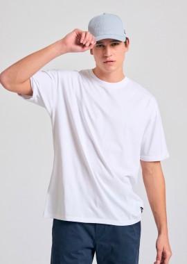 Oversized t-shirt με δίπλωμα στο μανίκι