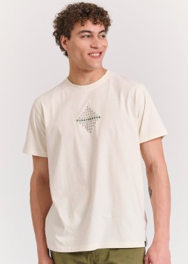 T-shirt με τύπωμα στο στήθος