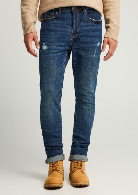 Ανδρικό tapered τζιν με διακριτικά destroyed effects