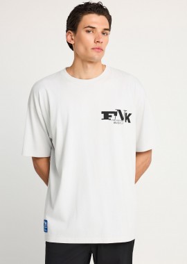 Ανδρικό oversized t-shirt με τύπωμα στην πλάτη