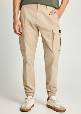 Ανδρικό cargo παντελόνι με cuffed τελείωμα