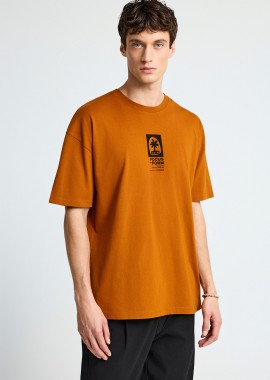 Ανδρικό oversized t-shirt με τύπωμα στην πλάτη