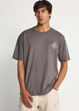 Ανδρικό t-shirt με τύπωμα στην πλάτη