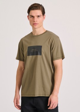 T-shirt με τύπωμα στο στήθος Garage 55