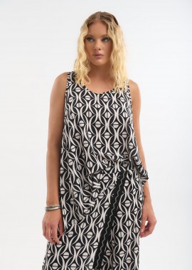 Ασύμμετρη Μπλούζα Με Τρέσα στην Πλάτη Kellys