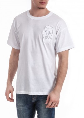 - Nose T-shirt