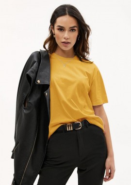 MUSTARD BOYFRIEND TEE
