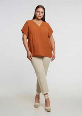 Κοντομάνικη V μπλούζα με πιέτες