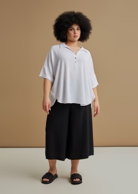 Μπλούζα κρεπ airwashed με κοντό μανίκι και γιακά