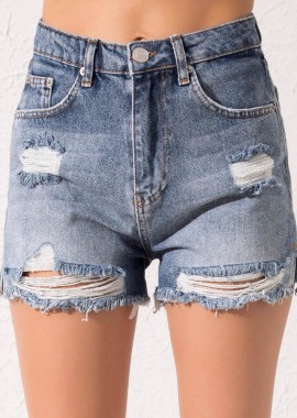Γυναικείο denim σορτς με σκισίματα