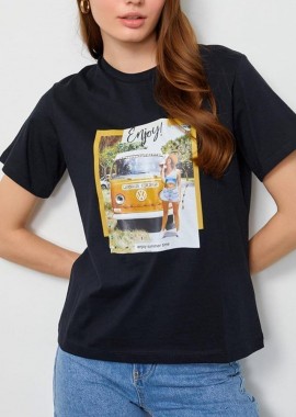 Γυναικείο t-shirt με σχέδιο Enjoy-μαύρο