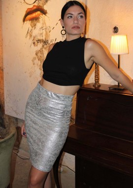 Γυναικείο crop top με ντεκολτέ στην πλάτη