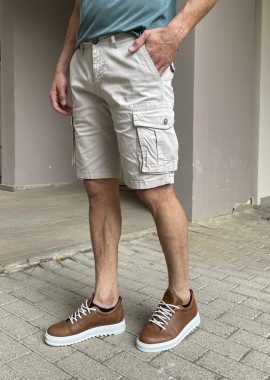 Ανδρική γκρι cargo βερμούδα 577923M