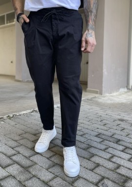 Ανδρικό μαύρο loose υφασμάτινο παντελόνι με πιέτα 2344
