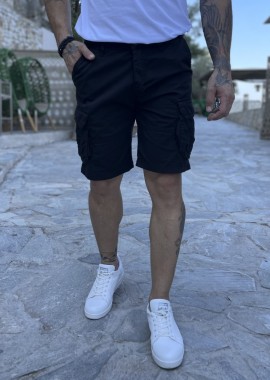 Ανδρική μαύρη cargo βερμούδα 242102M
