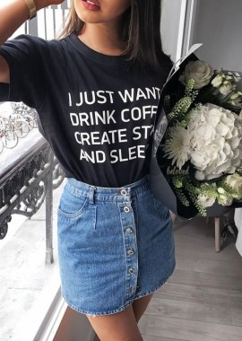 JUST WANT TO BLACK T- SHIRT