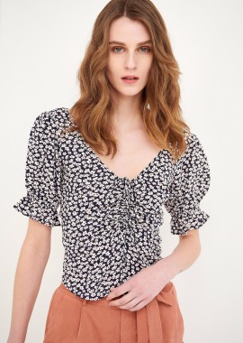 Γυναικείο τοπ με φλοράλ τύπωμα