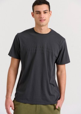 FUNKY BUDDHA - T-shirt με embossed τύπωμα στο στήθος