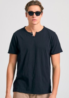 FUNKY BUDDHA - T-shirt με λαιμό henley και raw cuts - The essentials