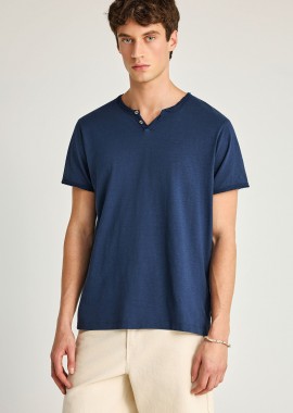 FUNKY BUDDHA - Ανδρικό t-shirt με henley λαιμόκοψη - The essentials