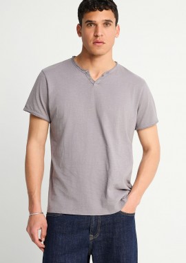 FUNKY BUDDHA - Ανδρικό t-shirt με henley λαιμόκοψη - The essentials