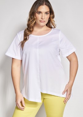 - Κοντομάνικη Μπλούζα με Ασύμμετρο Τελείωμα