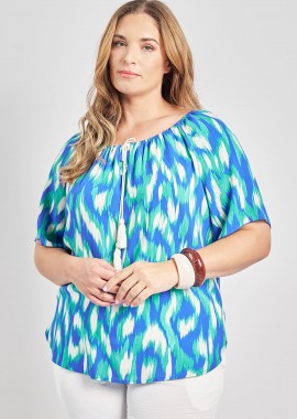 - Μπλούζα από ρεγιόν εμπριμέ με ελαστική λαιμόκοψη