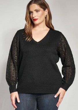 - Πλεκτή μπλούζα με V και μανίκια με διάτρητο σχέδιο