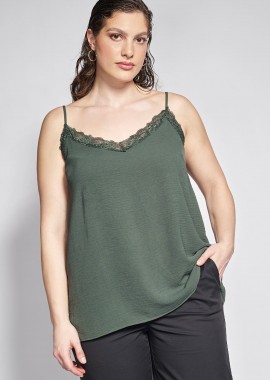 - Top lingerie με τιράντες και λεπτομέρεια δαντέλας