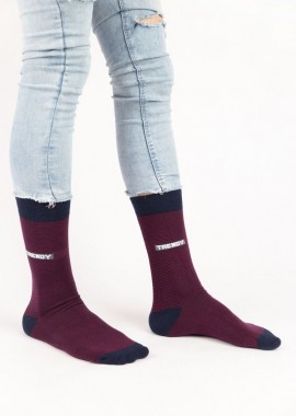 Trendy - Ανδρικές casual κάλτσες KEVIN III Βαμβακερές Trendy 16143 Μπορντό