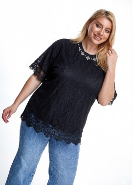 - Μπλούζα με δαντέλα και στρας λαιμόκοψη σε μαύρο χρώμα plus size