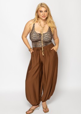- Παντελόνα ballon με τσέπες σε σοκολά χρώμα plus size