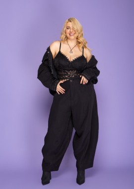 - Παντελόνι Barrel με νερβιρ σε μαύρο χρώμα plus size