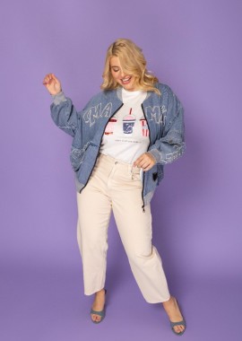 - Παντελόνι Jean high-waist barrel σε εκρού χρώμα