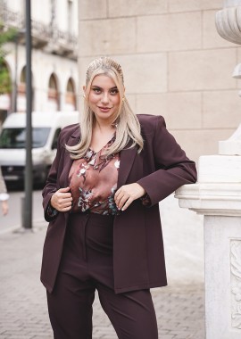 - Σακάκι με κουμπί ταρταρούγα σε καφέ χρώμα plus size