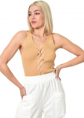 Potre OR - Πλεκτό τοπ με άνοιγμα και στρας Μπεζ 23734