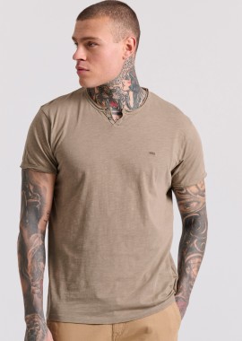 FUNKY BUDDHA - T-shirt με λαιμό henley και raw cuts - The essentials